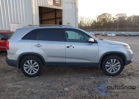 2011 Kia Sorento Lx V6 z USA, uszkodzony, nr VIN 5XYKT4A23BG088059